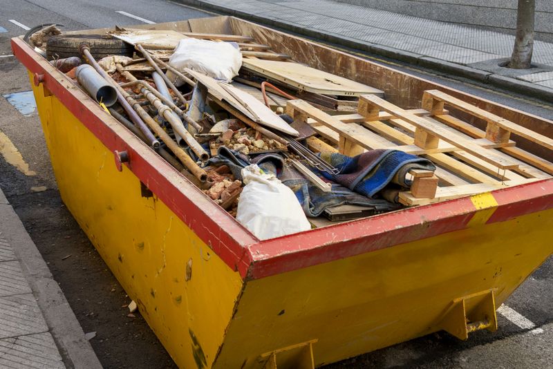 How to Responsibly Dispose of Construction Materials