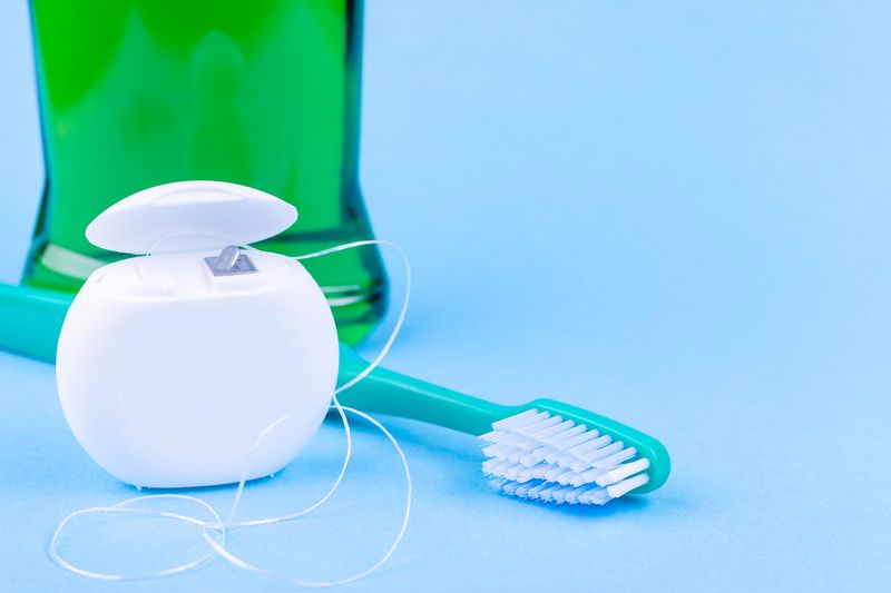 How to Properly Dispose of Dental Floss