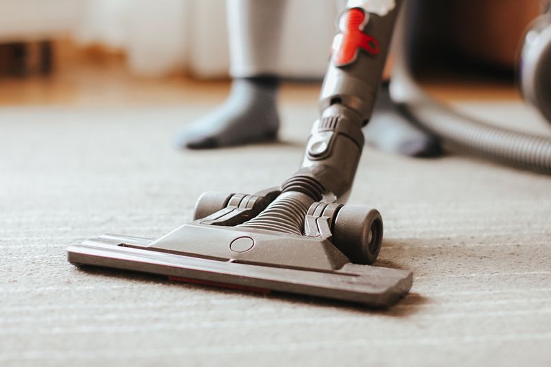 How to Responsibly Dispose of Vacuum Cleaners