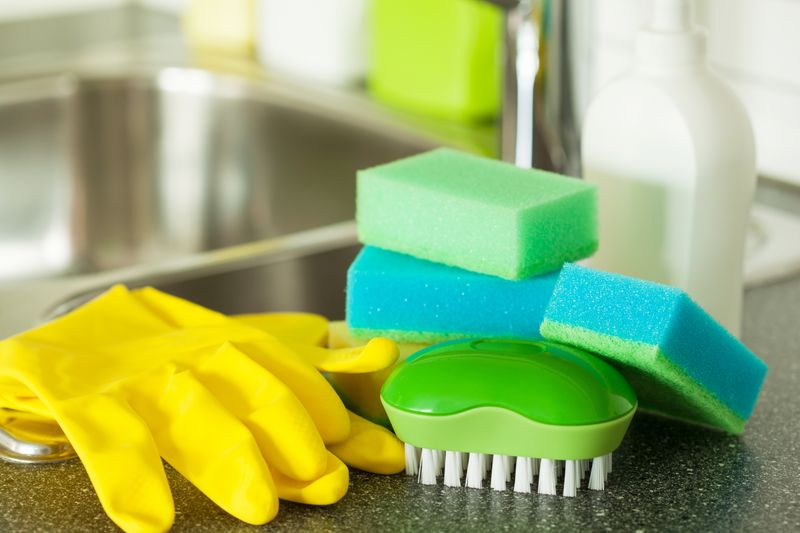 How to Dispose of Sponges Responsibly