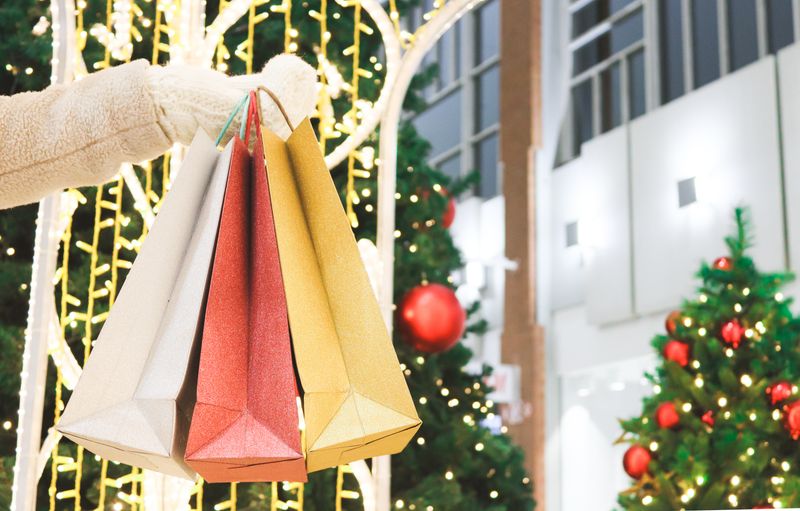 What to Do With Gift Bags: Reuse or Recycle?