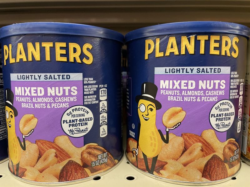 How to Responsibly Dispose of Nut Cans