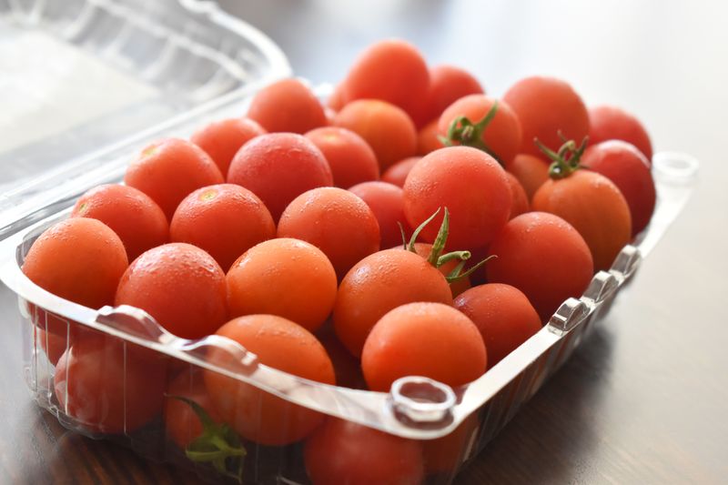 How to Dispose of Hard Plastic Clamshell Packaging Responsibly