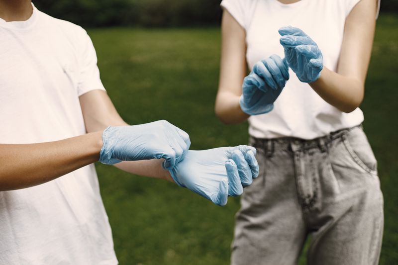 How to Responsibly Dispose of Latex Gloves