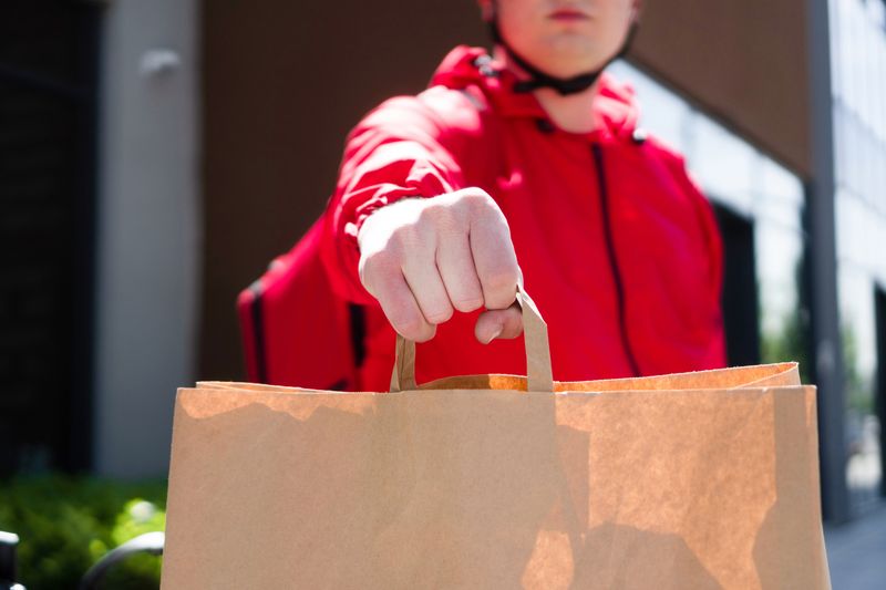 How to Responsibly Dispose of Paper Bags