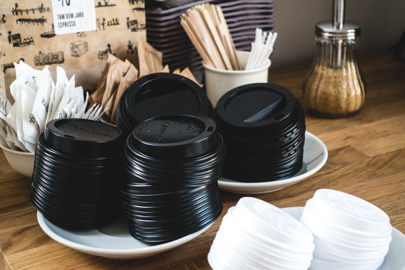 How to Responsibly Dispose of Plastic Lids