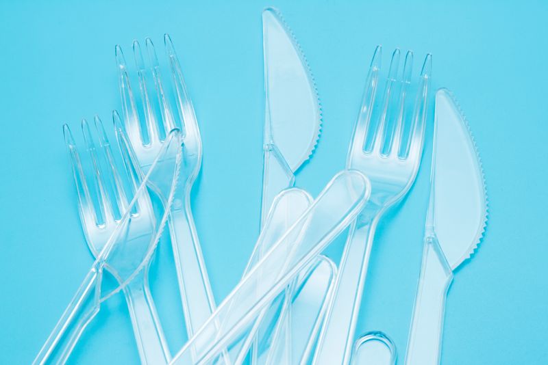 How to Responsibly Dispose of Plastic Utensils